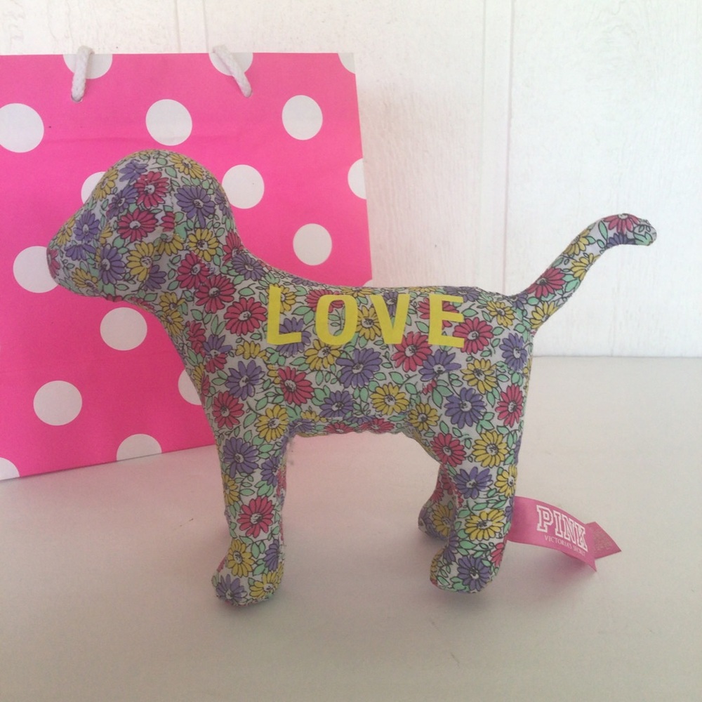PINK VICTORIAS SECRET MINI PLUSH LOVE DOG